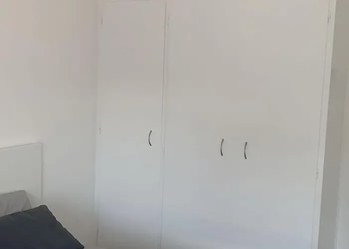 Prestige Worldwide Апартаменты *